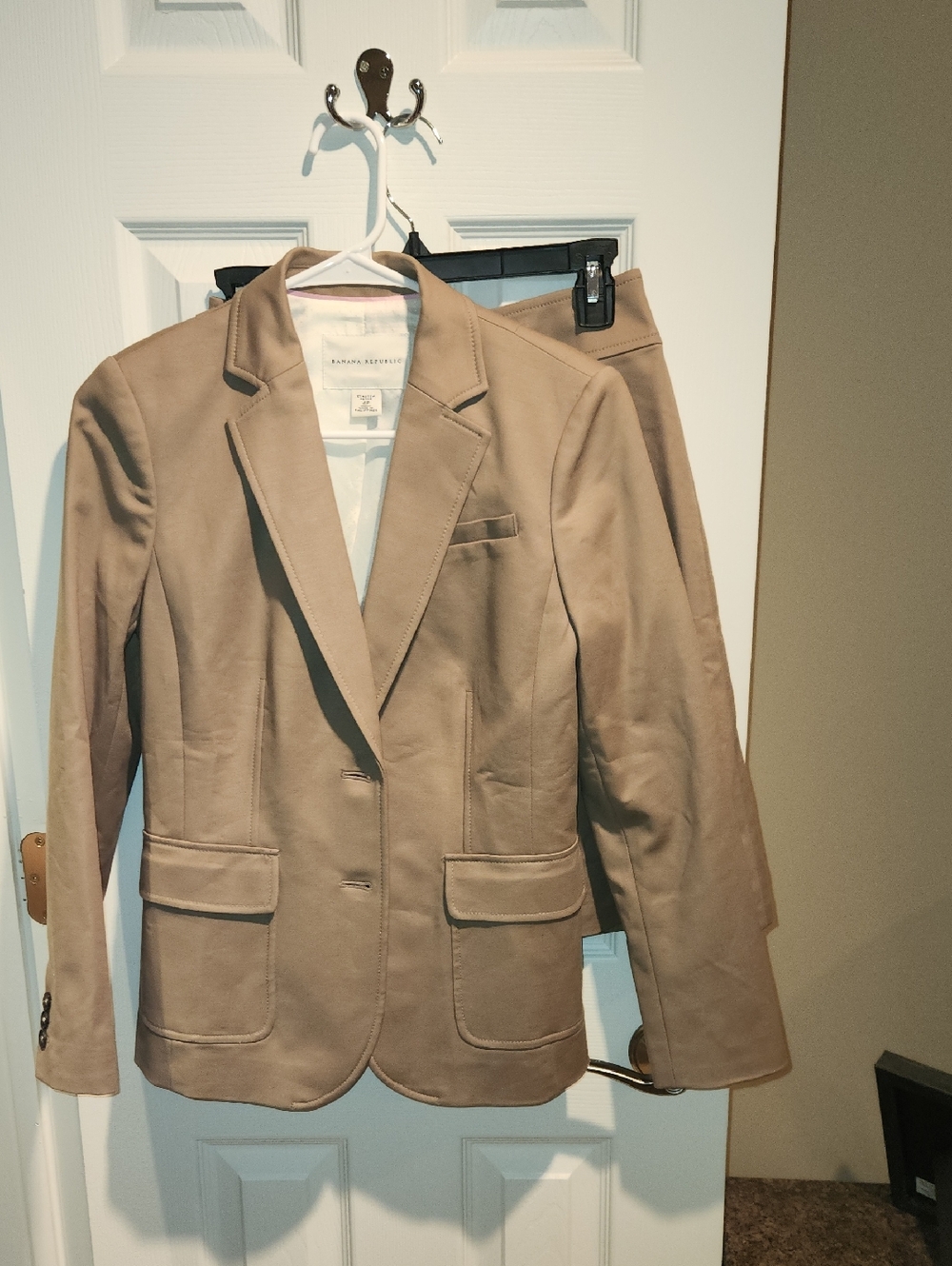 Banana Republic Women's Beige Tailored Blazer With Skirt